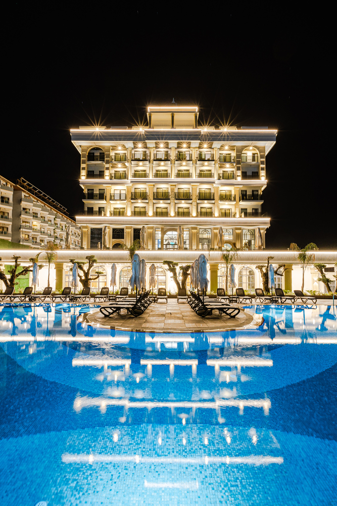 Serenity queen hotel 5. Мардан Палас Анталия. Мардан отель Анталия. Titanic Mardan Palace Antalya Hotel 5. Litore Resort Hotel Spa 5 Турция Алания.