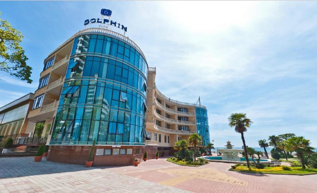 Dolphin resort by stellar. Отель Дельфин Сочи. Гостиница Дельфин Сочи. Отель Дельфин Ольгинка. Лагерь Дельфин в Сочи.